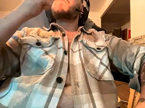 bananahot31 online show from 10-19-25, 02:25