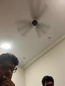 Snapshot of John_desihunk chatting on 07-18-26, 05:54 John desihunk online show from 07-18-26, 05:54