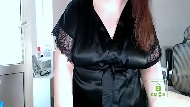 Snapshot of cute_and_hot chatting on 06-09-26, 03:13 cute and hot online show from 06-09-26, 03:13