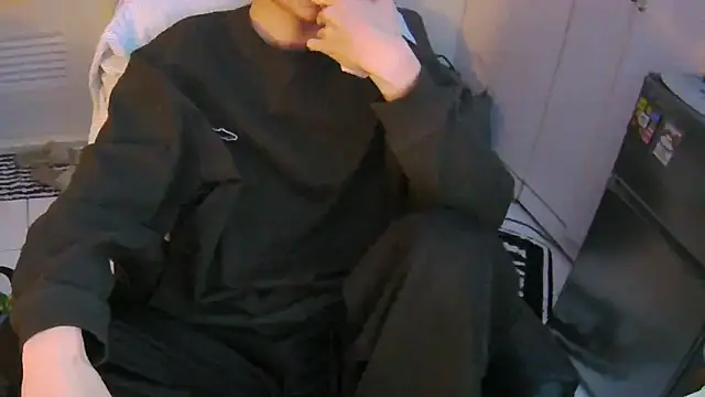 Ray175oo online show from 03-12-26, 05:50