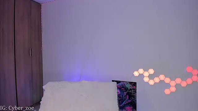 cyberzoe online show from 09-16-25, 02:18