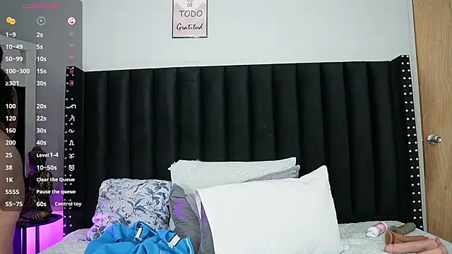 hotlatinateacher online show from 07-08-26, 07:25