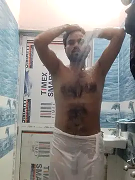 Snapshot of Jishm_ki_bhookh chatting on 05-15-26, 04:38 Jishm ki bhookh online show from 05-15-26, 04:38
