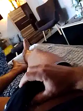 Niceblueeyes081288 online show from 04-19-26, 02:07