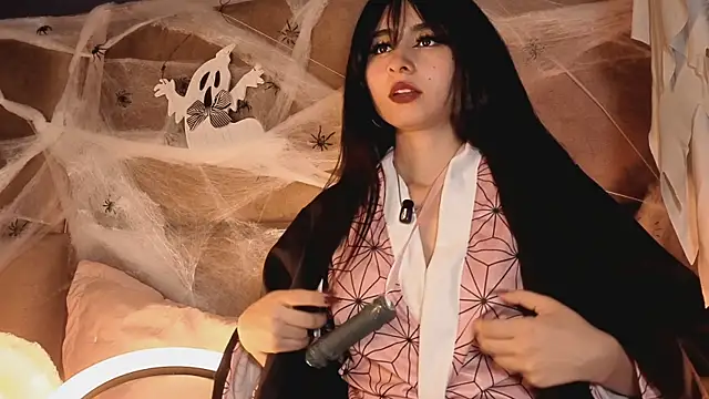 angelinepossy online show from 10-31-25, 11:11