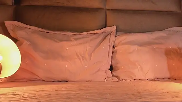 angelinepossy online show from 11-28-25, 09:48