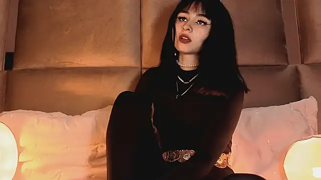 angelinepossy online show from 11-15-25, 09:19