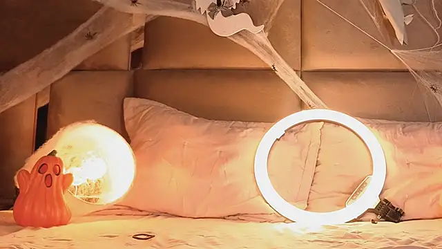 angelinepossy online show from 10-25-25, 09:26