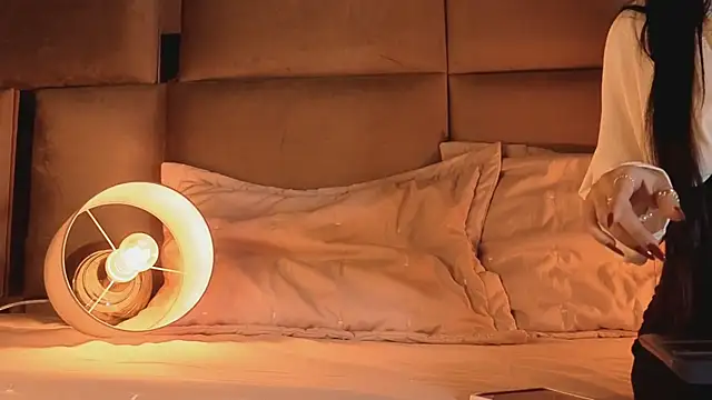 angelinepossy online show from 11-10-25, 09:31