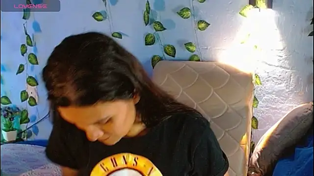 venus swet  online show from 11-04-25, 01:09