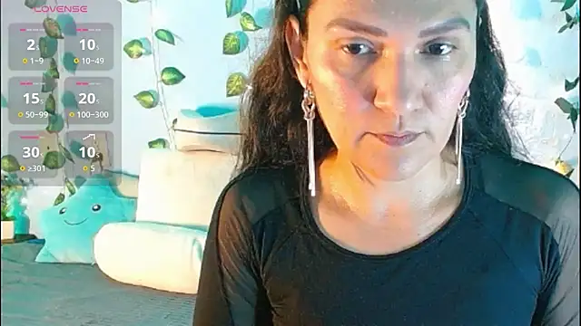 venus swet  online show from 10-24-25, 09:47