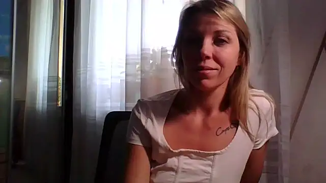 VelvetLove287 online show from 04-17-26, 07:22