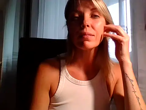 VelvetLove287 online show from 09-24-25, 07:59