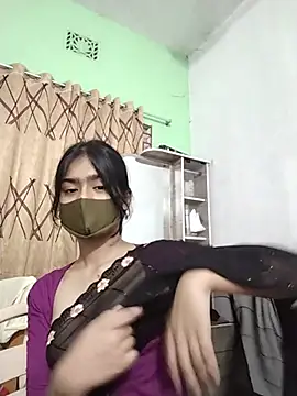 Snapshot of Arisha- chatting on 06-27-26, 03:29 Arisha- online show from 06-27-26, 03:29