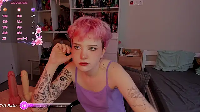 School Love online show from 01-13-26, 07:12