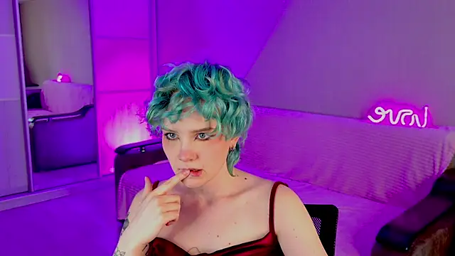 Snapshot of School_Love chatting on 02-20-25, 01:08 School Love online show from 02-20-25, 01:08