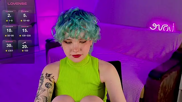 Snapshot of School_Love chatting on 02-24-25, 04:15 School Love online show from 02-24-25, 04:15