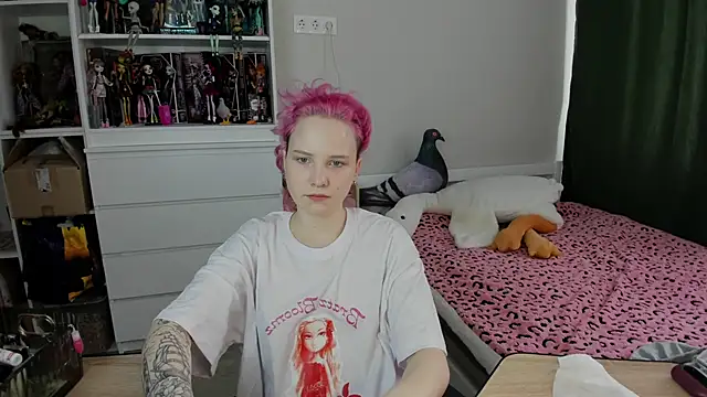 School Love online show from 03-01-26, 07:08