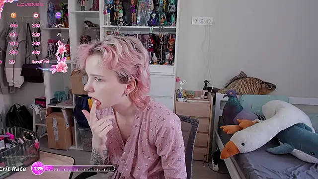 School Love online show from 02-19-26, 07:05