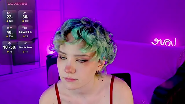 Snapshot of School_Love chatting on 01-29-25, 01:07 School Love online show from 01-29-25, 01:07