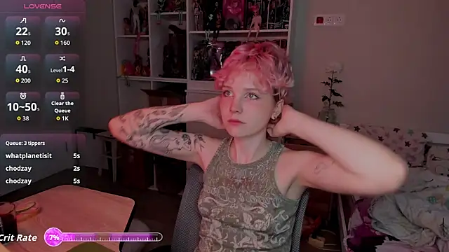 School Love online show from 11-19-25, 07:08