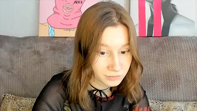 Snapshot of EnigmaSee chatting on 03-16-25, 07:26 EnigmaSee online show from 03-16-25, 07:26