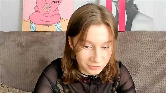 Snapshot of EnigmaSee chatting on 03-16-25, 04:20 EnigmaSee online show from 03-16-25, 04:20