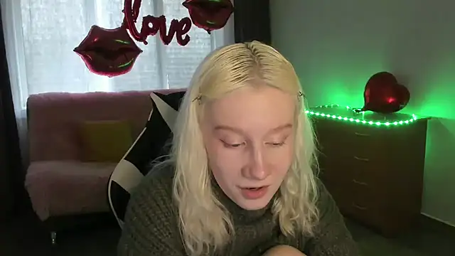 EnigmaSee online show from 04-13-26, 02:15