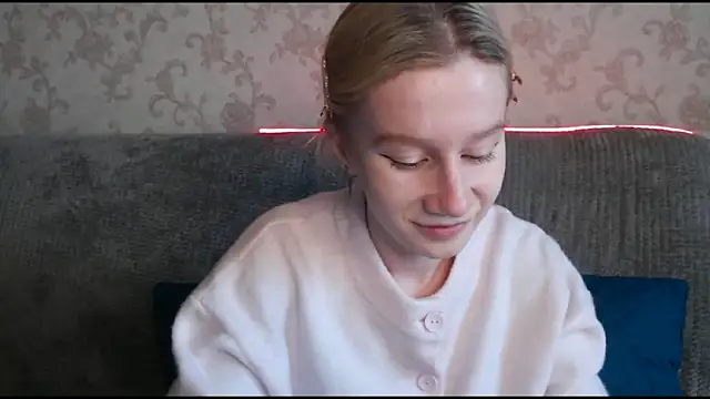 Snapshot of EnigmaSee chatting on 09-15-25, 02:01 EnigmaSee online show from 09-15-25, 02:01