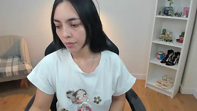  BellaEvans  online show from 03-02-26, 06:03