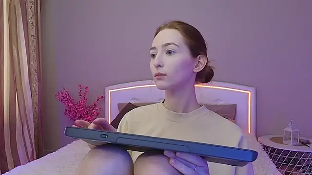 MichaDenver online show from 11-13-25, 10:41