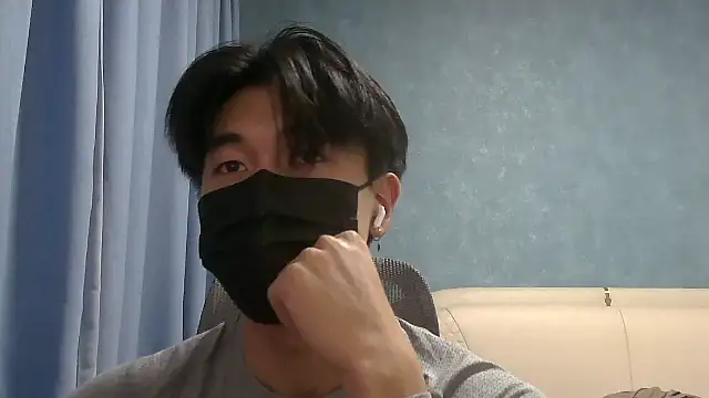 wuzhimao0207 online show from 05-18-26, 03:06