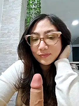 Mia Ruiz online show from 03-16-25, 03:25