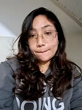 Mia Ruiz online show from 10-02-25, 02:15