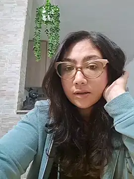Mia Ruiz online show from 03-03-25, 12:23