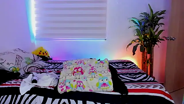 aldrinwhite online show from 10-26-25, 04:07