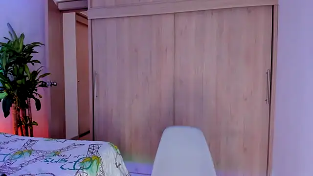 aldrinwhite online show from 11-07-25, 05:17