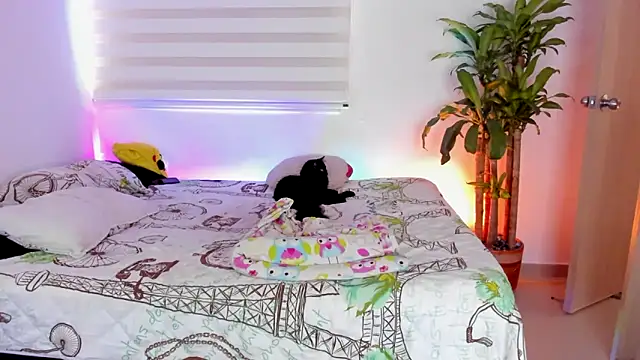 aldrinwhite online show from 10-15-25, 05:21