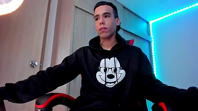 aldrinwhite online show from 02-12-26, 05:13