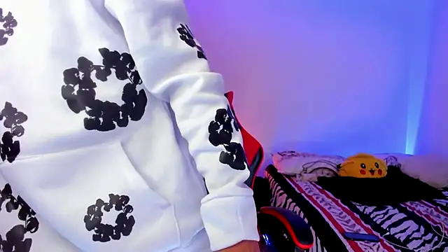 aldrinwhite online show from 02-22-26, 05:25