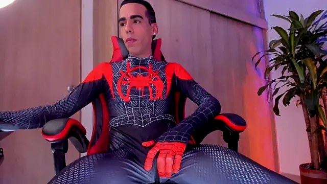 aldrinwhite online show from 03-25-26, 07:13