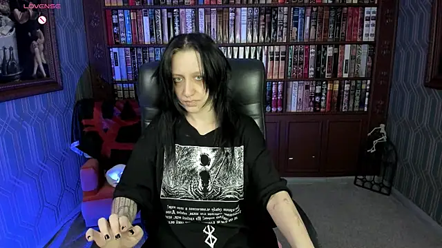 Snapshot of Medusa__Gorgona chatting on 02-05-26, 12:56 Medusa Gorgona online show from 02-05-26, 12:56