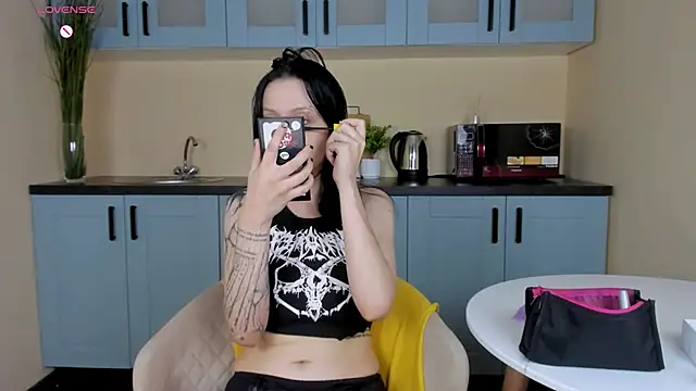 Medusa  Gorgona online show from 03-08-26, 10:07