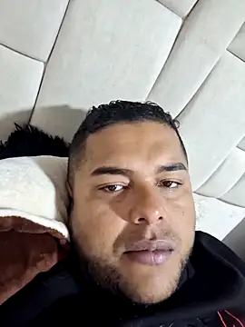 Snapshot of caballo57 chatting on 11-09-25, 04:55 caballo57 online show from 11-09-25, 04:55