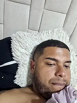 Snapshot of caballo57 chatting on 10-04-25, 03:52 caballo57 online show from 10-04-25, 03:52