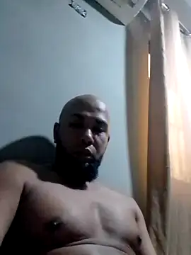 Frankie0880 online show from 12-22-25, 11:32