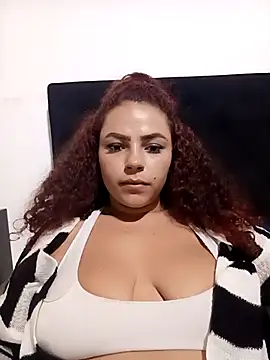 Mommy-Hot online show from 10-14-25, 12:22