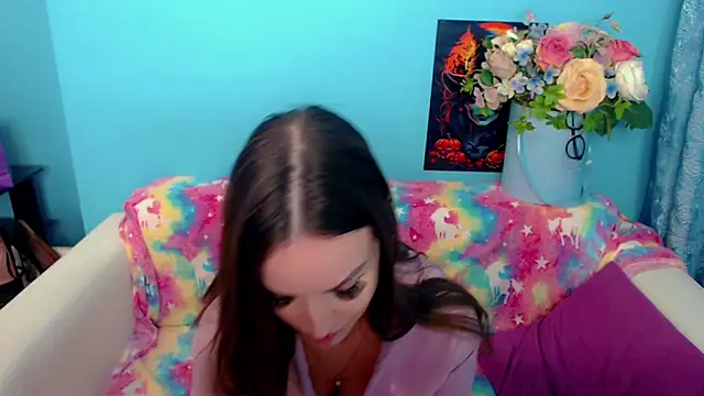 LindaaLu online show from 03-13-25, 07:42