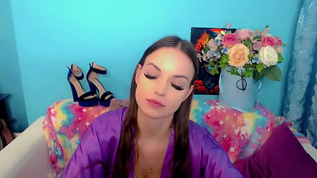 LindaaLu online show from 03-04-25, 08:46