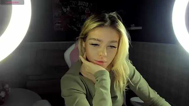 Anna Robinson online show from 02-09-26, 10:52